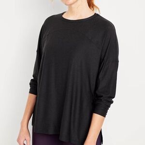 2 Old Navy Women's Black Long Sleeve Top and Blue Top
